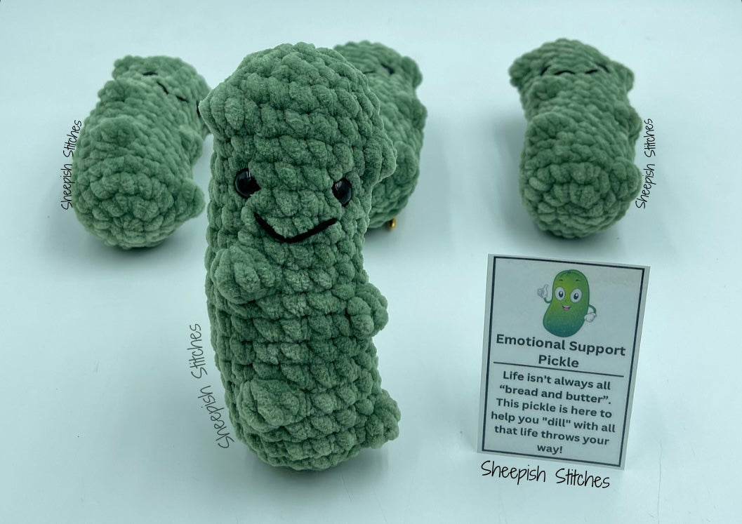 Emotional Support pickle No Sew: Crochet pattern